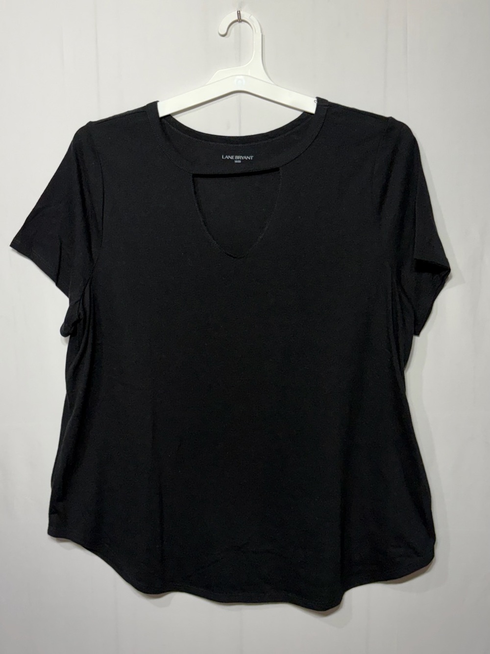 Lane Bryant Plus Size Black Short Sleeve V-Keyhole Tee